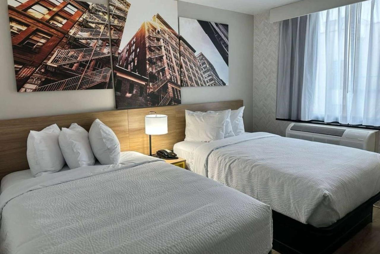 Days Inn By Wyndham Brooklyn Eastern Parkway Ню Йорк Екстериор снимка